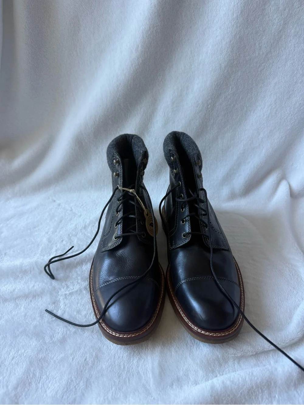 Johnston & Murphy J&M 1850 Men’s Black Leather Cap Toe Lace-Up Boots